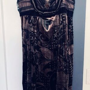 Mixit Burnout Velvet Evening Dress w/ Brooch – Size 10